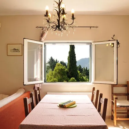 Erotokritos Sea View *