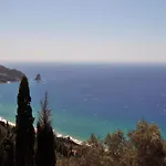 Erotokritos Sea View דירה *